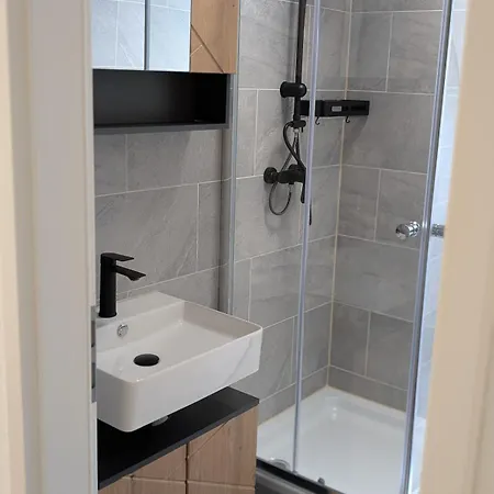 Apartmán Komplett Renovierte Design-wohnung In Stadtnaehe Lünen