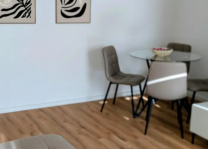Appartement Komplett Renovierte Design-wohnung In Stadtnaehe Lünen